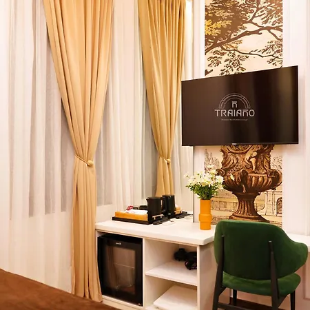 Traiano Boutique فندق
