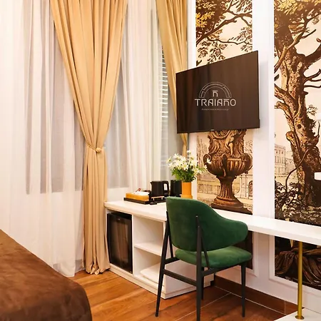 Traiano Boutique فندق 4*