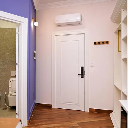 Traiano Boutique فندق