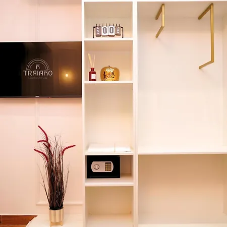 فندق Traiano Boutique 4*