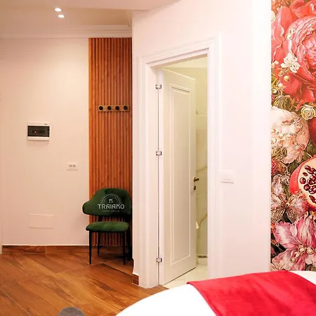 فندق Traiano Boutique 4*