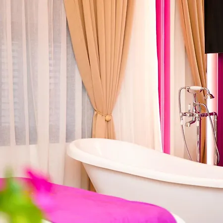 فندق Traiano Boutique