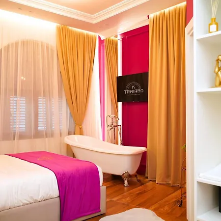 فندق Traiano Boutique 4*