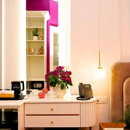 Traiano Boutique 4* دراس