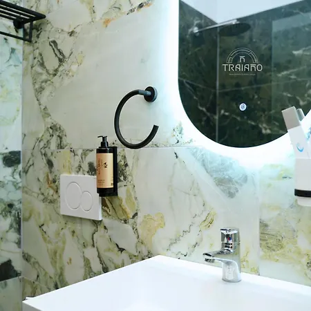 Traiano Boutique دراس