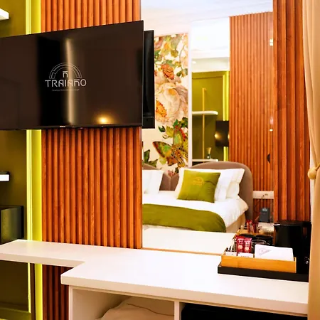 Traiano Boutique فندق 4*