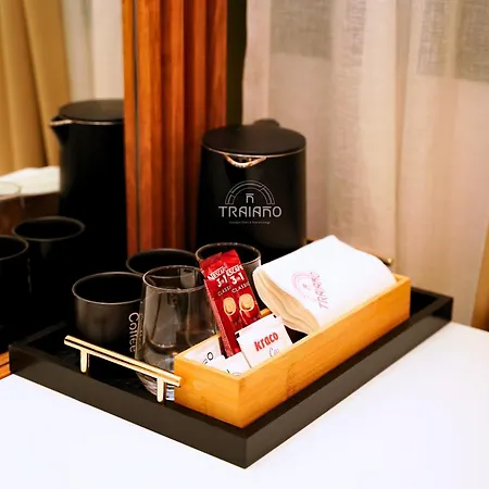 فندق Traiano Boutique 4*